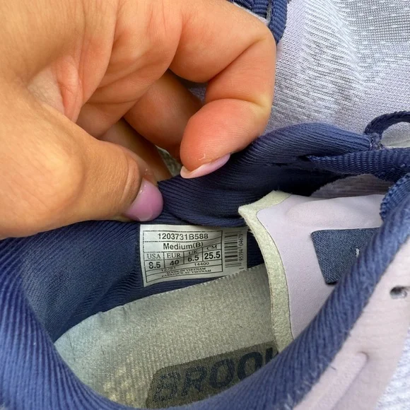 Brooks launch 9 running sneaker - Picture 4 of 5